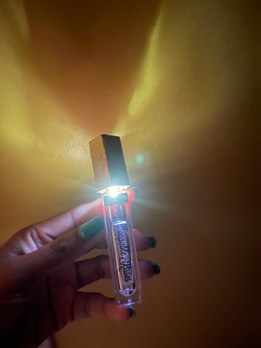 Light Up With Mirror Unstoppable Kisses Lipgloss