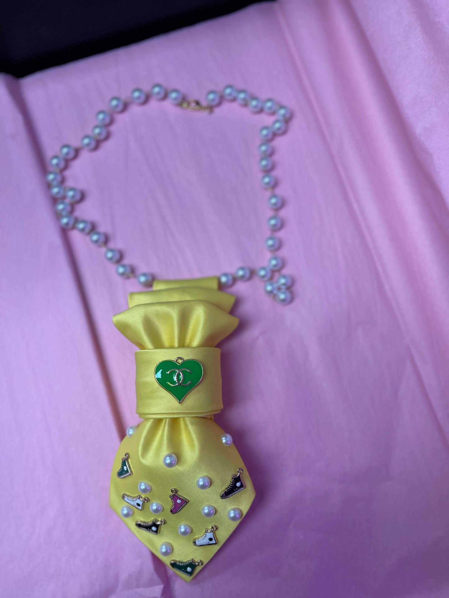 Canary yellow Shoe Bow-Tie