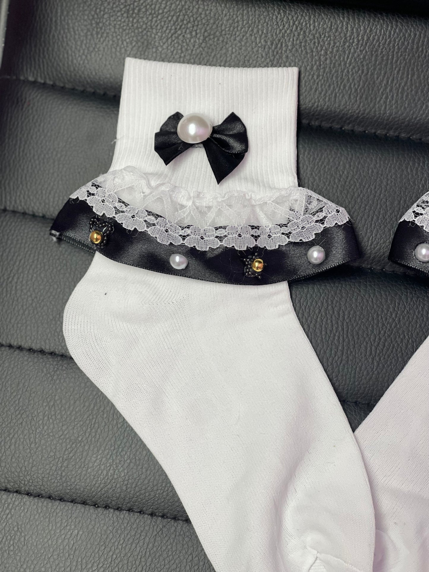 Masterpieces Boutique Pearl Socks