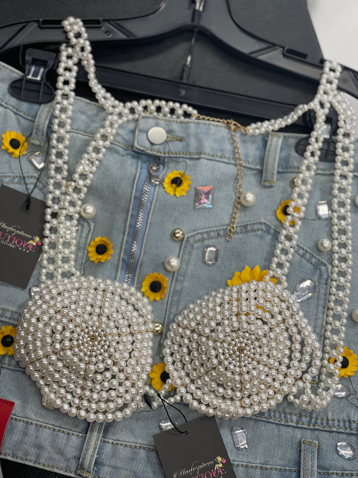 Pearl Me Out Top
