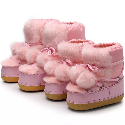 Pom Pom moon boots