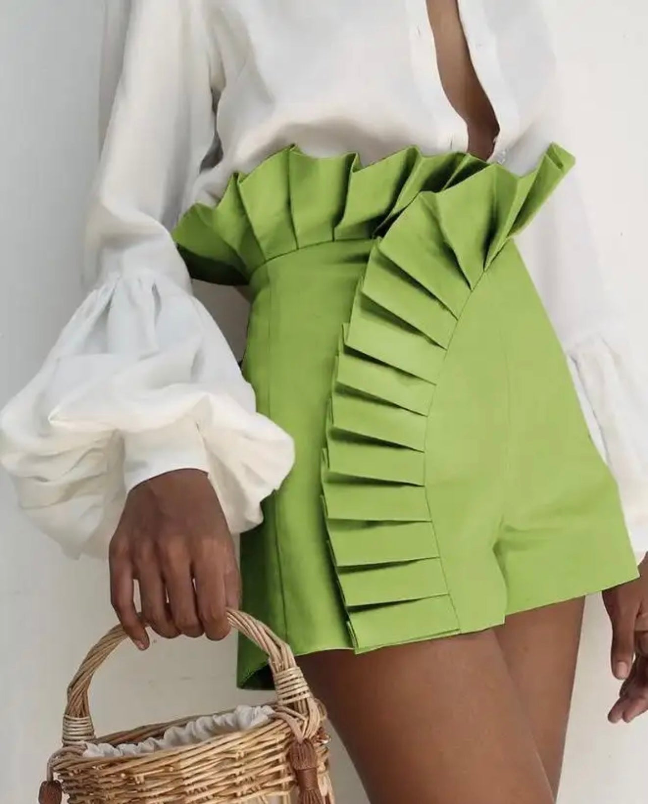 3D pleated Shorts