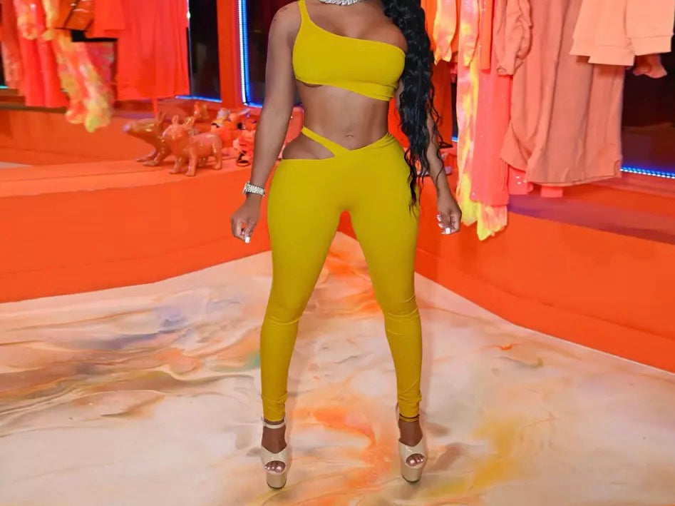 Drop Off Shoulder Set
