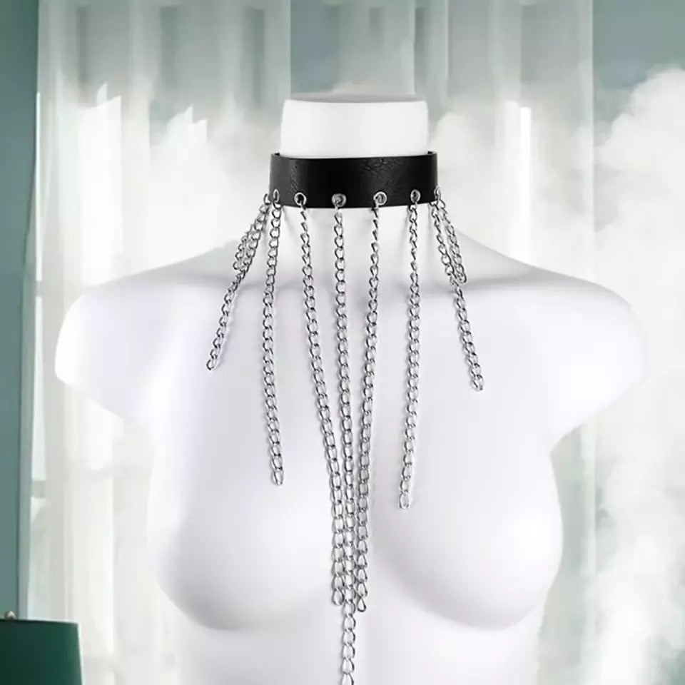 Fashionable Chokers