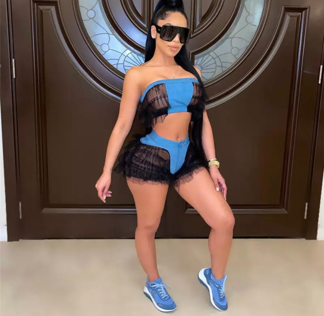 Poppin Out Ruffle Set