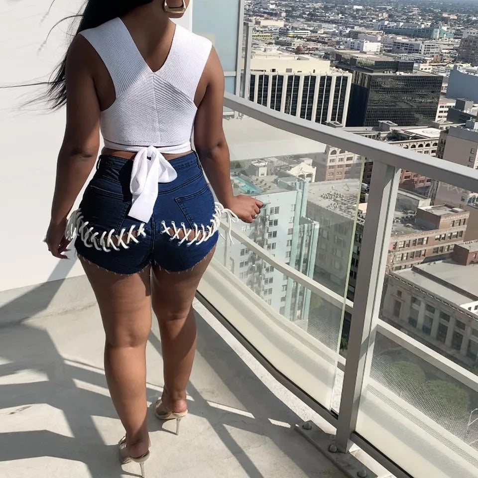 Cross lace Shorts