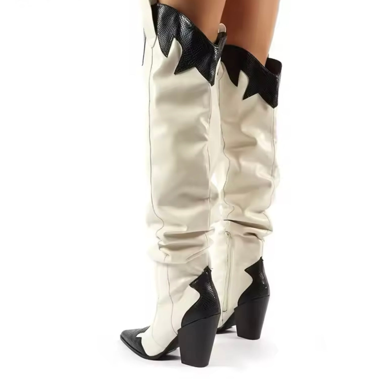 Black / White Cowgirl Boots