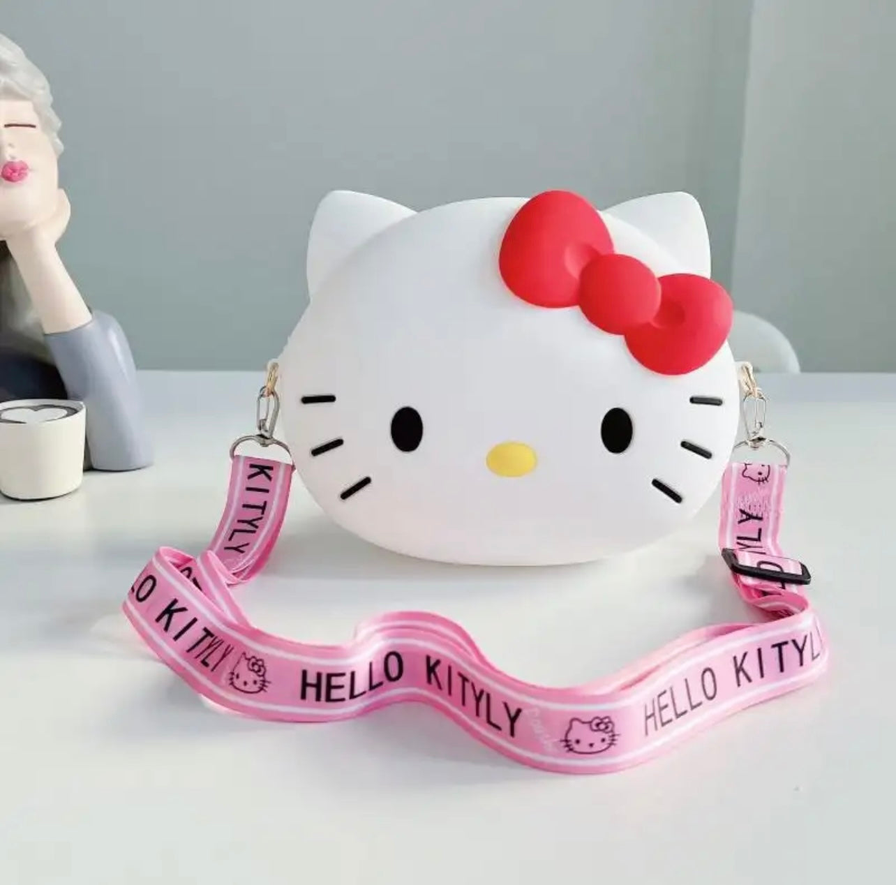 Hello Kitty Plush Bag