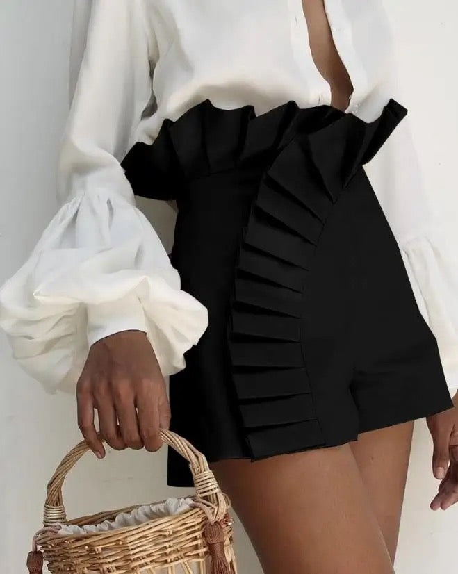 3D pleated Shorts