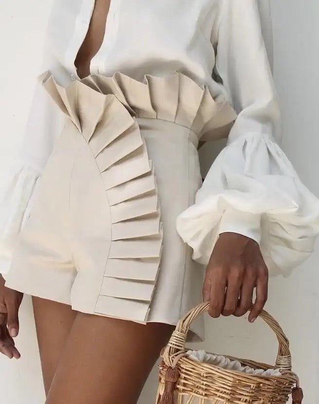 3D pleated Shorts