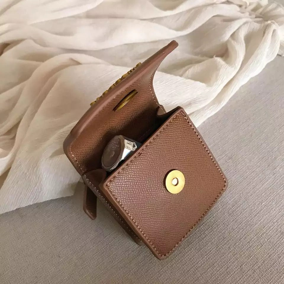 Fashionable Wrist Bag